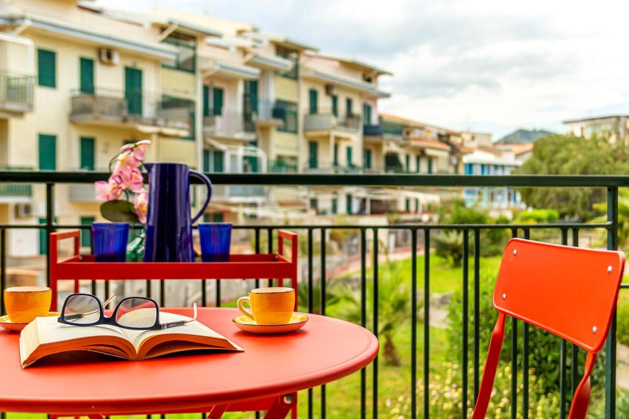 La Casa Di Stefe Apartment จีอาร์ดีนี นักซอส ภายนอก รูปภาพ